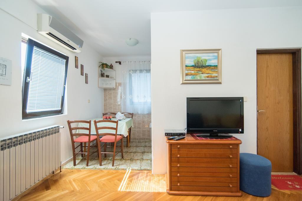Apartments Natasa スペタル エクステリア 写真