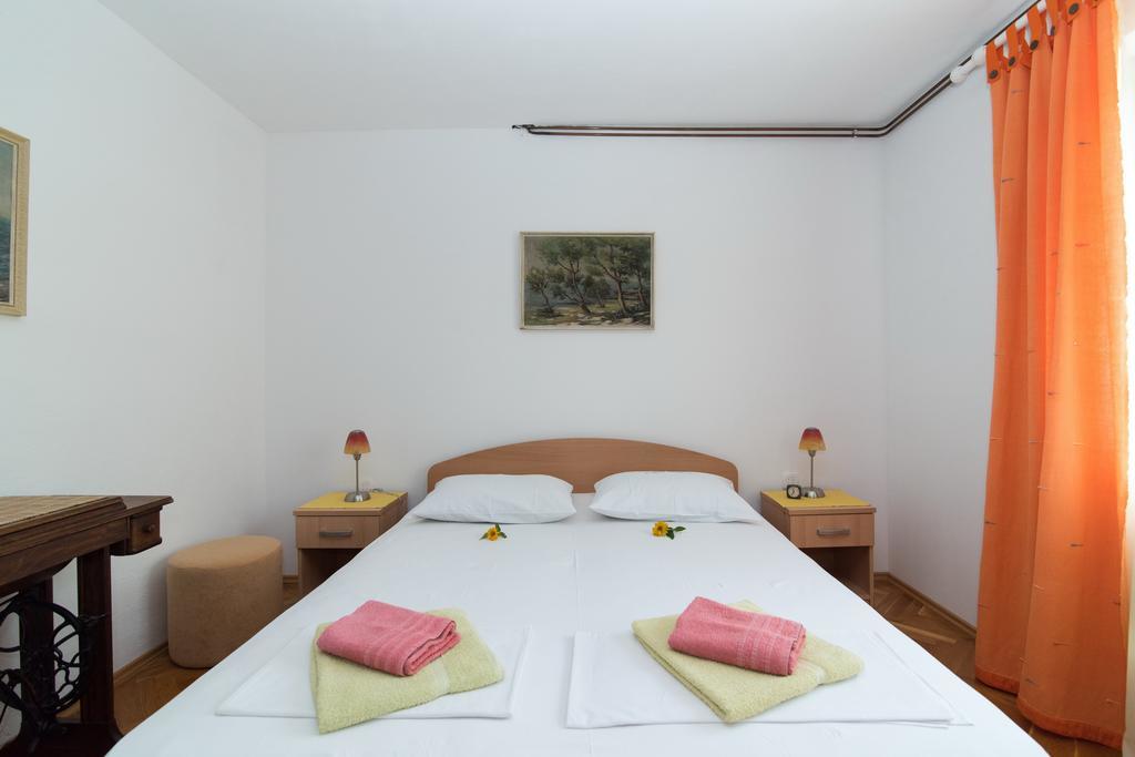 Apartments Natasa スペタル 部屋 写真